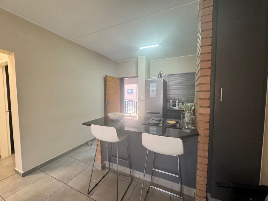 To Let 2 Bedroom Property for Rent in Vorna Valley Gauteng