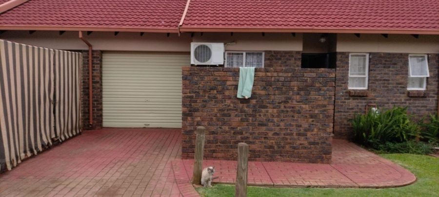 To Let 3 Bedroom Property for Rent in The Orchards Gauteng