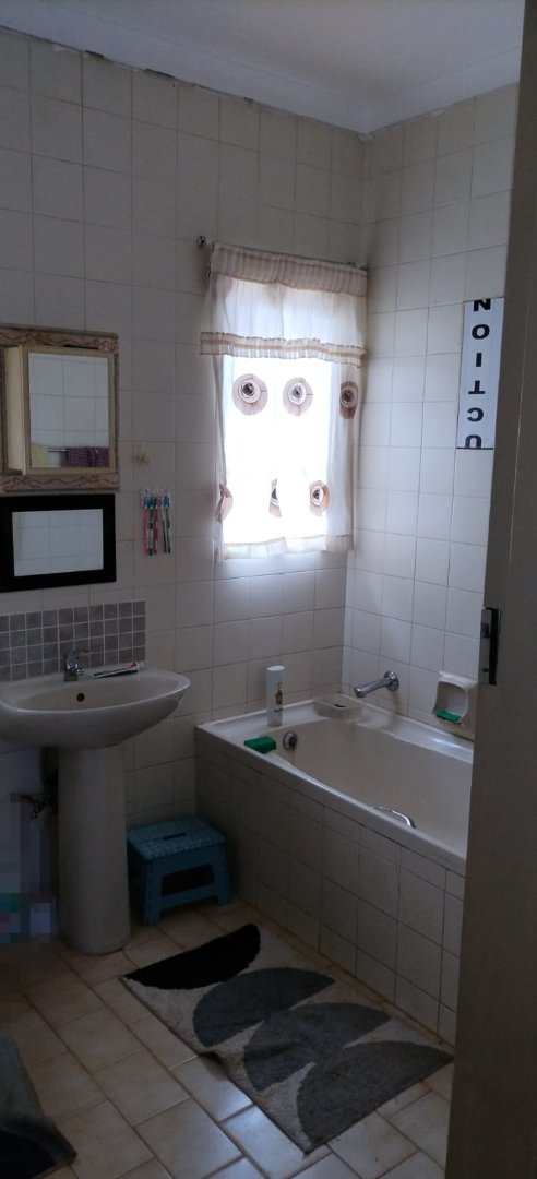 To Let 3 Bedroom Property for Rent in The Orchards Gauteng