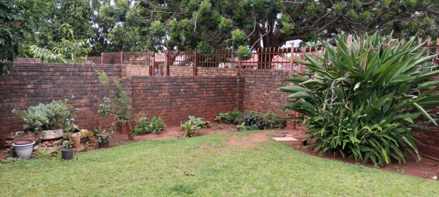 To Let 3 Bedroom Property for Rent in The Orchards Gauteng