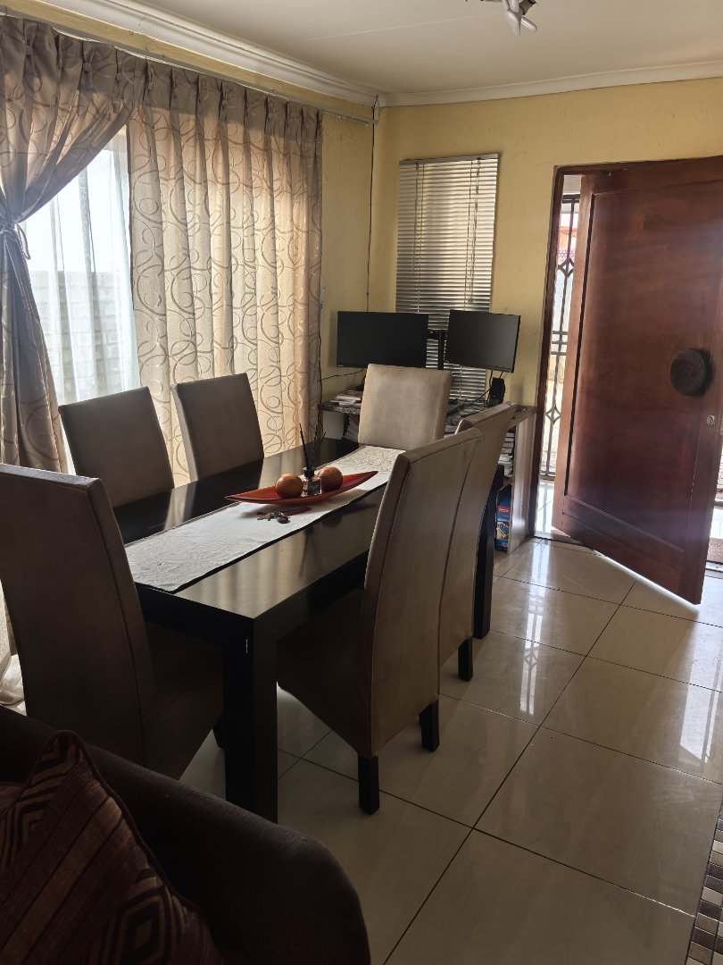 To Let 2 Bedroom Property for Rent in Soshanguve VV Gauteng
