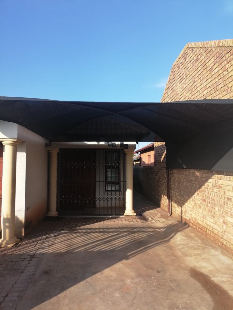 To Let 2 Bedroom Property for Rent in Soshanguve VV Gauteng