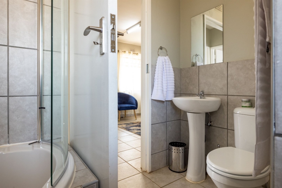 2 Bedroom Property for Sale in Sky City Gauteng