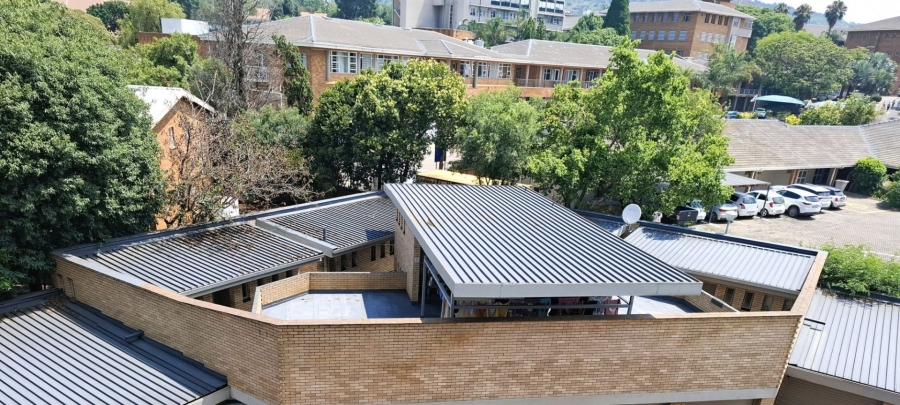 To Let 1 Bedroom Property for Rent in Groenkloof Gauteng