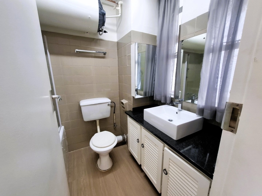 To Let 1 Bedroom Property for Rent in Groenkloof Gauteng