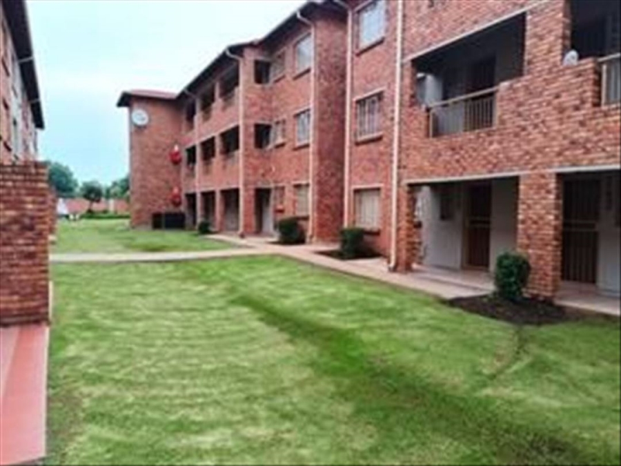 2 Bedroom Property for Sale in Hughes Gauteng