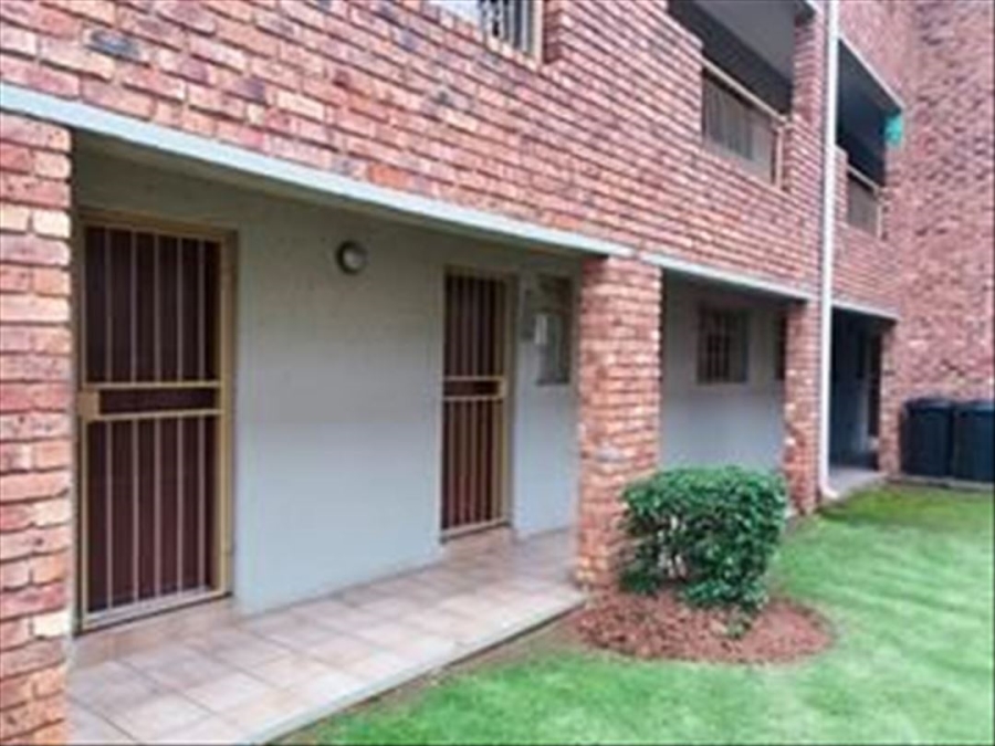 2 Bedroom Property for Sale in Hughes Gauteng