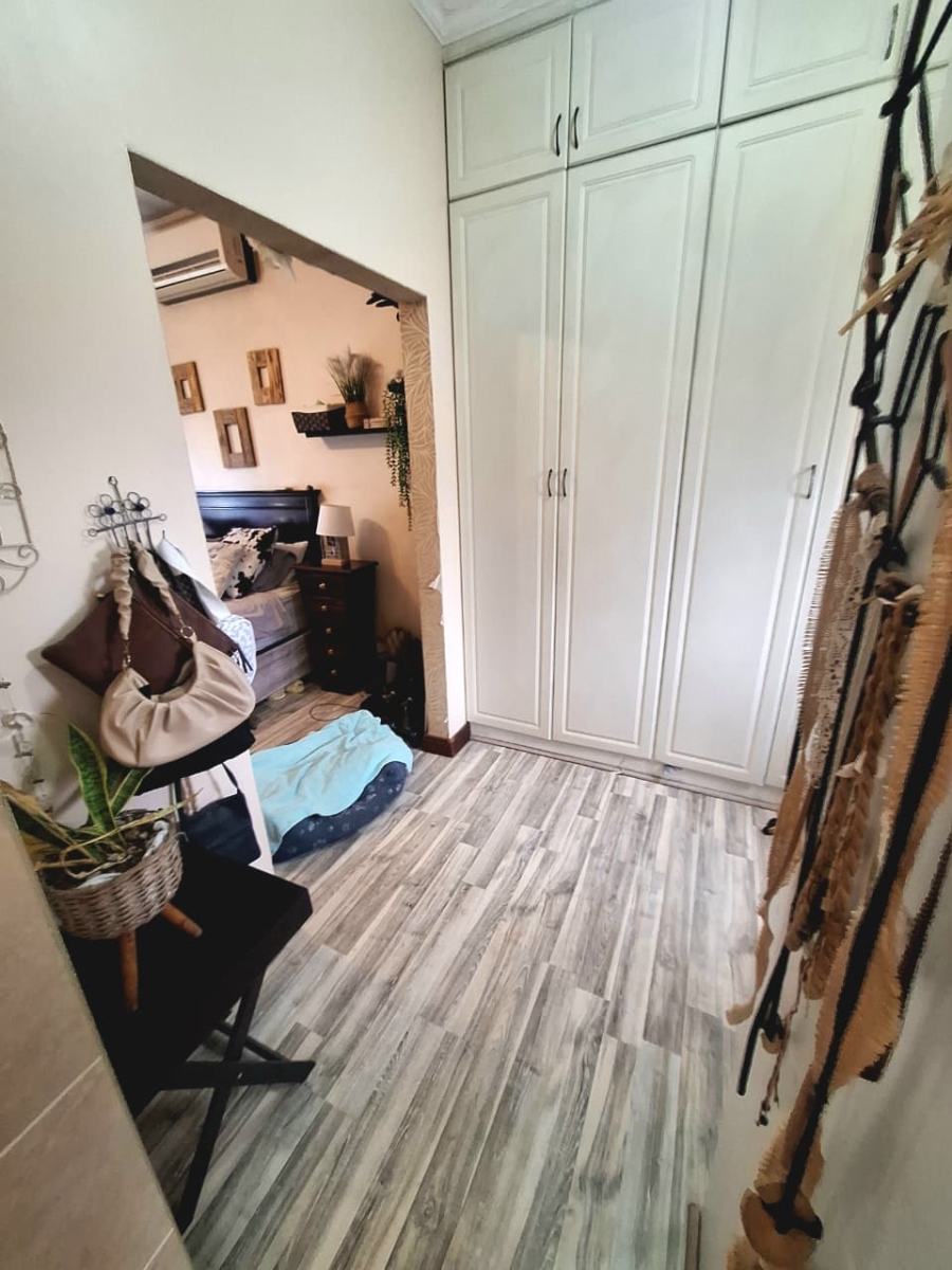  Bedroom Property for Sale in Thatchfield Estate Gauteng