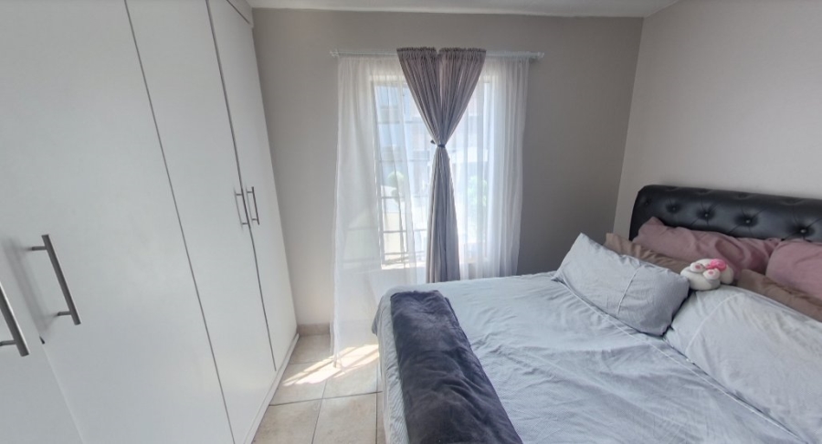 To Let 2 Bedroom Property for Rent in Rooihuiskraal North Gauteng