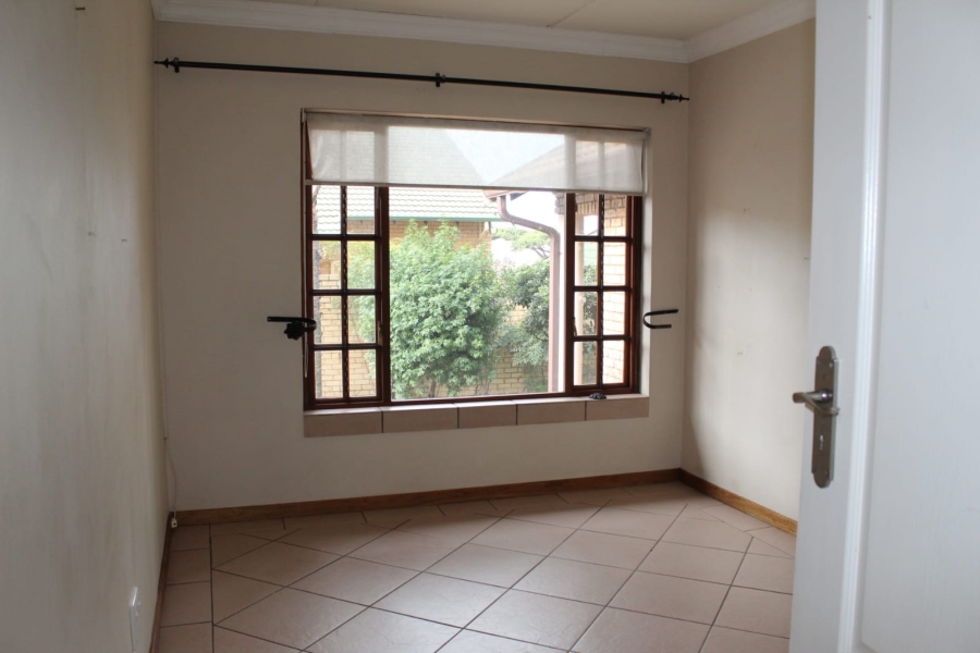 4 Bedroom Property for Sale in Montana Park Gauteng