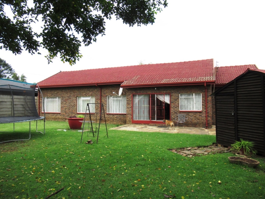 3 Bedroom Property for Sale in Bester Gauteng