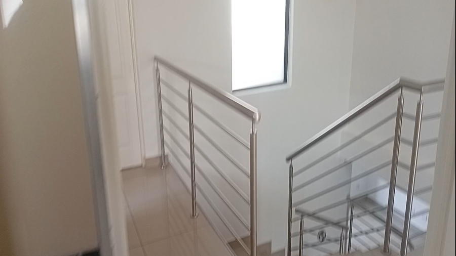 4 Bedroom Property for Sale in Zambezi Manor Lifestyle Estate Gauteng