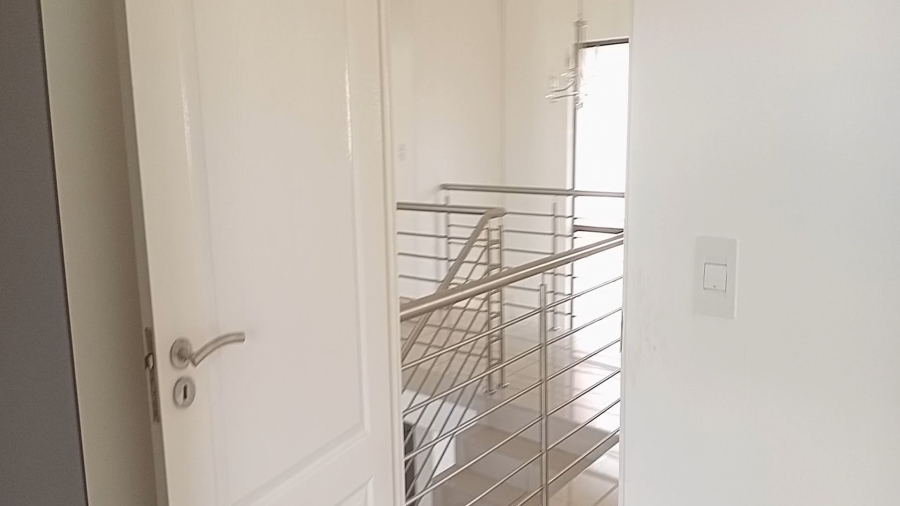 4 Bedroom Property for Sale in Zambezi Manor Lifestyle Estate Gauteng