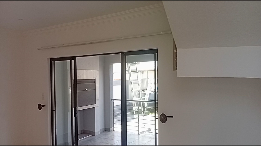 4 Bedroom Property for Sale in Zambezi Manor Lifestyle Estate Gauteng