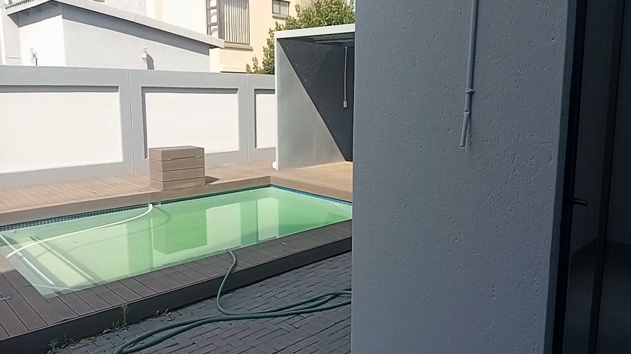 4 Bedroom Property for Sale in Zambezi Manor Lifestyle Estate Gauteng