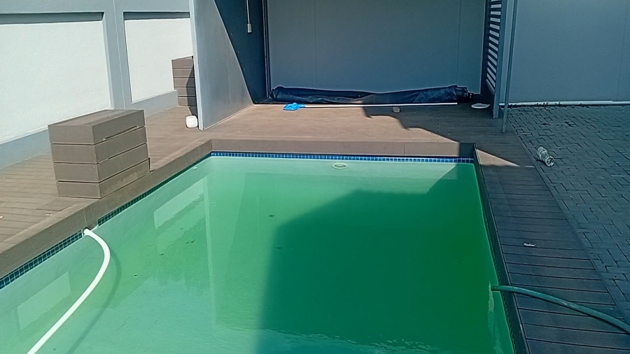 4 Bedroom Property for Sale in Zambezi Manor Lifestyle Estate Gauteng