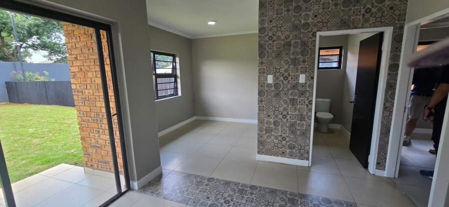 3 Bedroom Property for Sale in Comet Gauteng