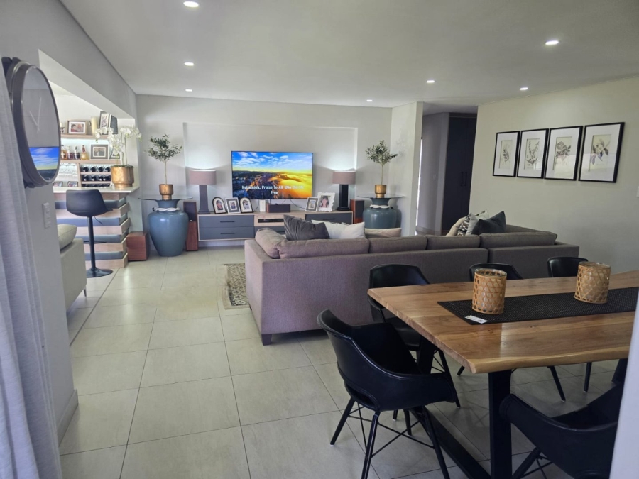 3 Bedroom Property for Sale in Dayanglen Gauteng