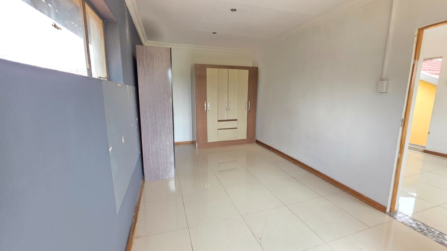 2 Bedroom Property for Sale in Erasmia Gauteng