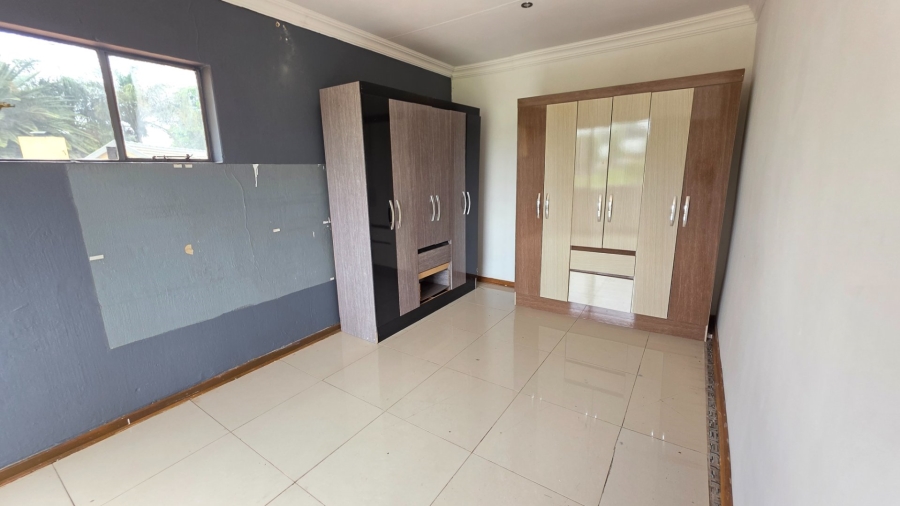 2 Bedroom Property for Sale in Erasmia Gauteng