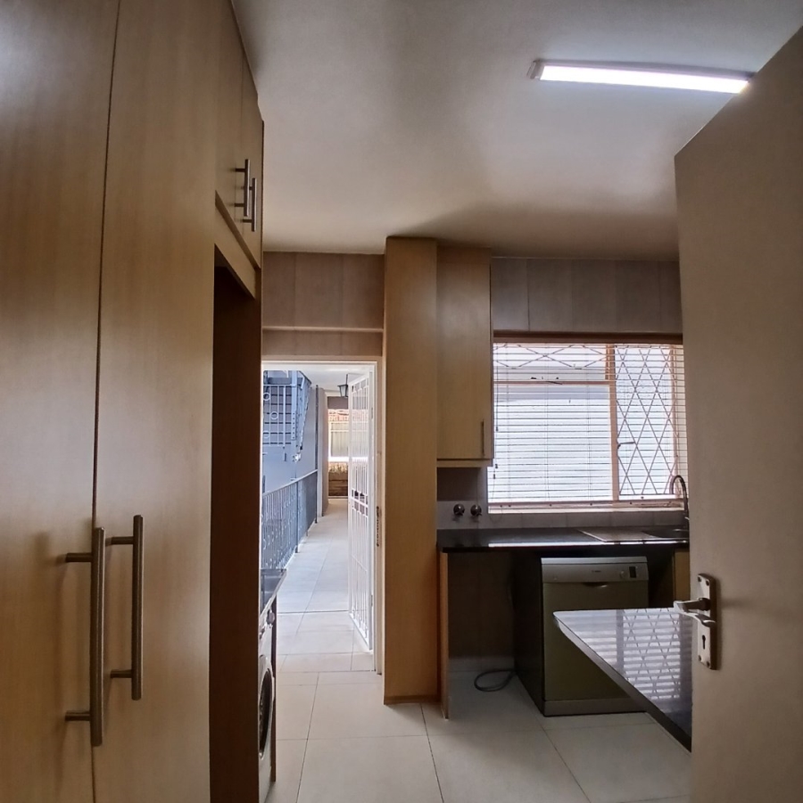 3 Bedroom Property for Sale in Illovo Gauteng