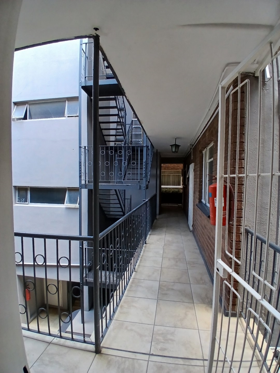 3 Bedroom Property for Sale in Illovo Gauteng