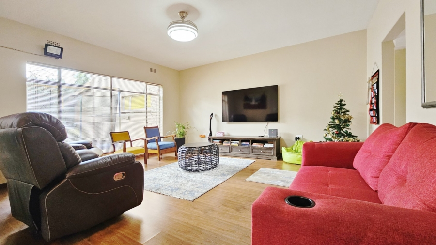 3 Bedroom Property for Sale in Three Rivers Proper Gauteng