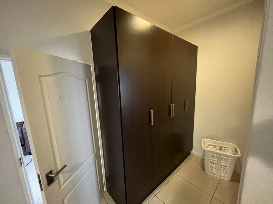 To Let 1 Bedroom Property for Rent in Greenstone Ridge Gauteng