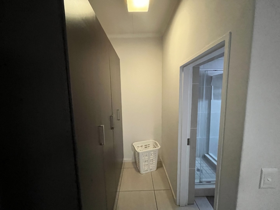 To Let 1 Bedroom Property for Rent in Greenstone Ridge Gauteng