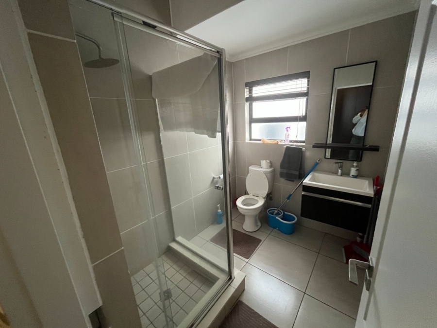 To Let 1 Bedroom Property for Rent in Greenstone Ridge Gauteng