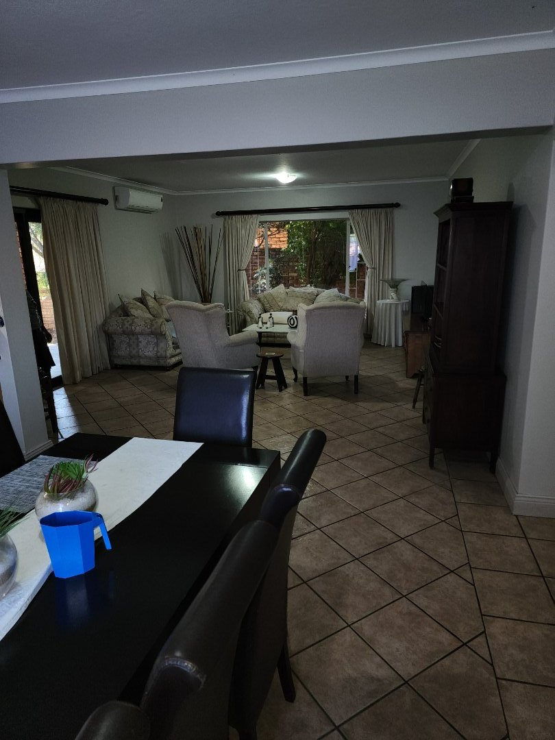 4 Bedroom Property for Sale in Amberfield Gauteng