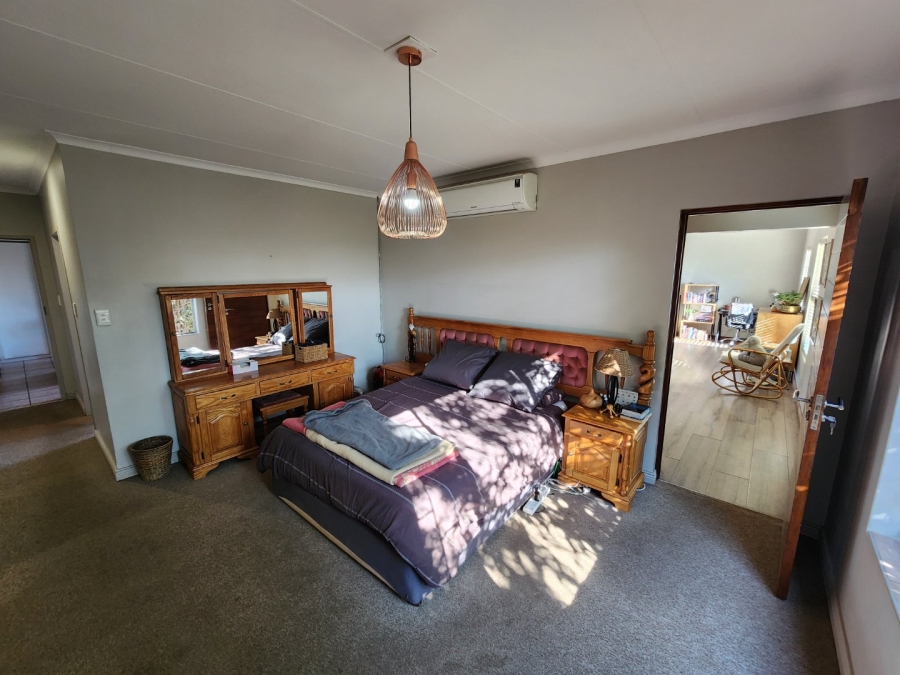 4 Bedroom Property for Sale in Amberfield Gauteng