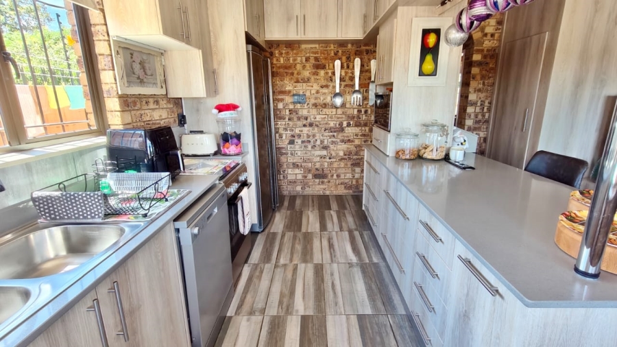 3 Bedroom Property for Sale in Vaal Marina Gauteng