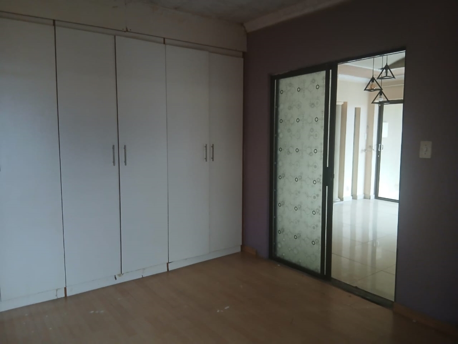 To Let 3 Bedroom Property for Rent in Naledi Gauteng