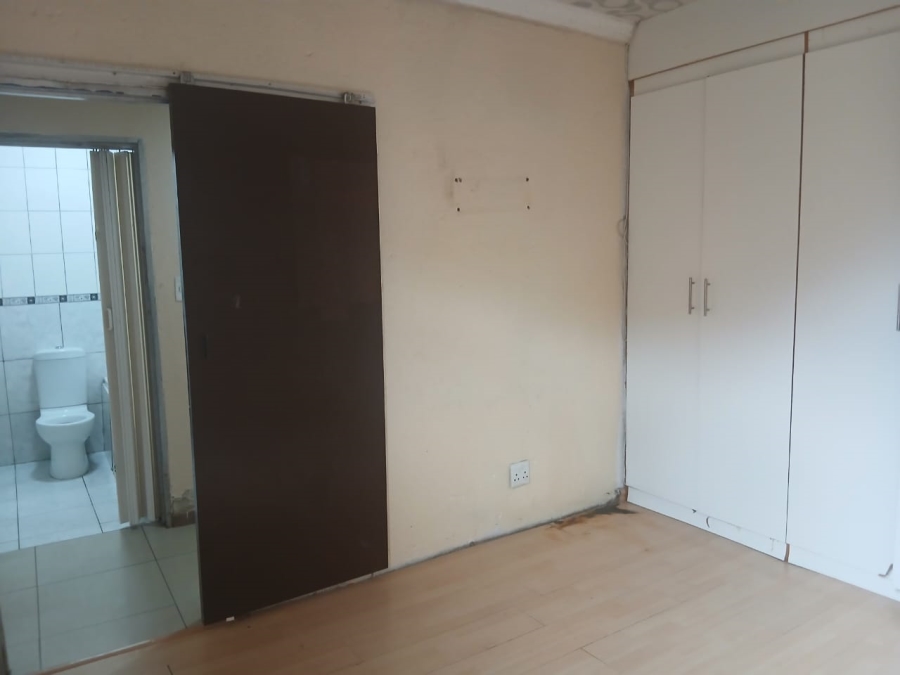 To Let 3 Bedroom Property for Rent in Naledi Gauteng
