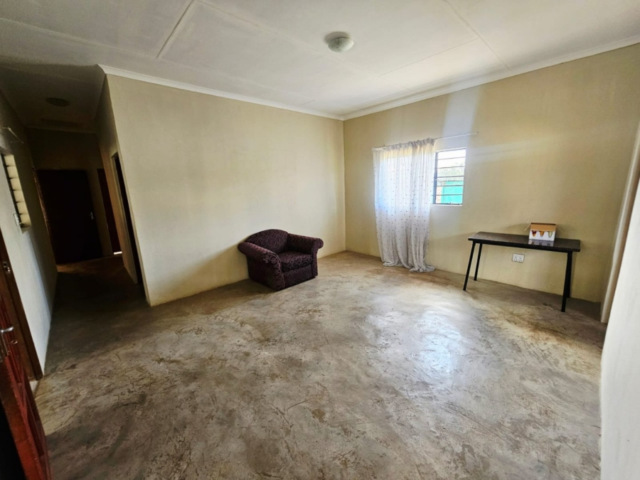 To Let 3 Bedroom Property for Rent in Laezonia Gauteng