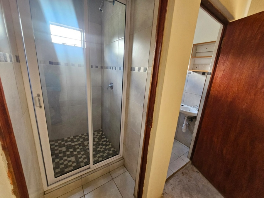 To Let 3 Bedroom Property for Rent in Laezonia Gauteng