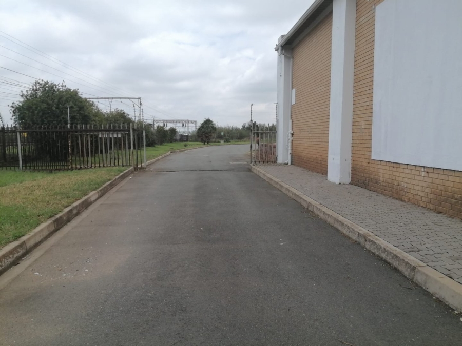 To Let commercial Property for Rent in Kempton Park Central Gauteng