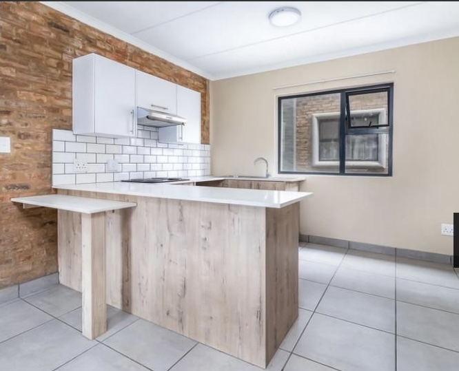 3 Bedroom Property for Sale in Raslouw Manor Gauteng