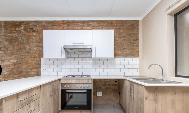 3 Bedroom Property for Sale in Raslouw Manor Gauteng