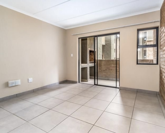 3 Bedroom Property for Sale in Raslouw Manor Gauteng