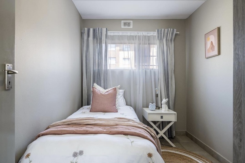 3 Bedroom Property for Sale in Raslouw Manor Gauteng