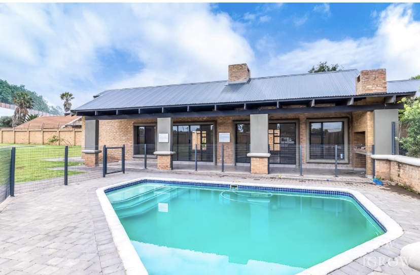 3 Bedroom Property for Sale in Raslouw Manor Gauteng