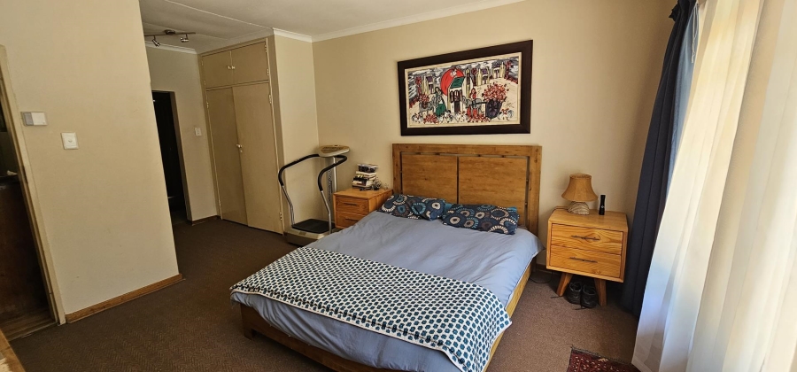 4 Bedroom Property for Sale in Constantia Park Gauteng