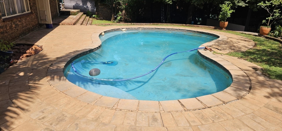 4 Bedroom Property for Sale in Constantia Park Gauteng