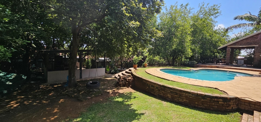 4 Bedroom Property for Sale in Constantia Park Gauteng