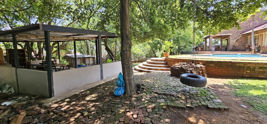 4 Bedroom Property for Sale in Constantia Park Gauteng