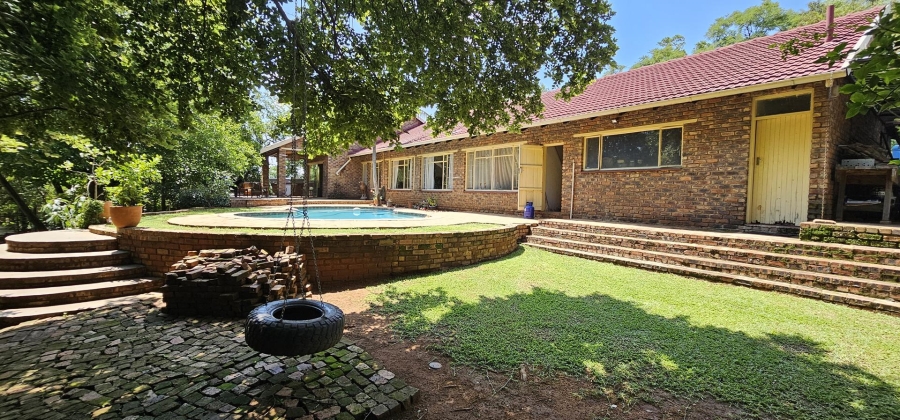 4 Bedroom Property for Sale in Constantia Park Gauteng
