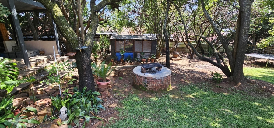 4 Bedroom Property for Sale in Constantia Park Gauteng