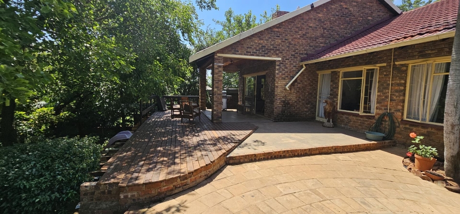 4 Bedroom Property for Sale in Constantia Park Gauteng